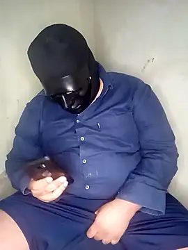 Snapshot of Kidding_Road chatting on 11-03-25, 03:08 Kidding Road online show from 11-03-25, 03:08