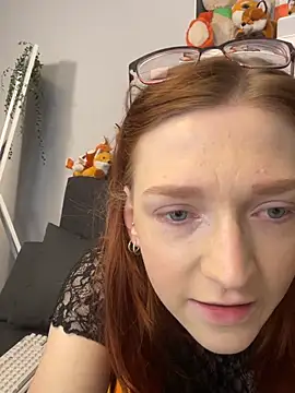 Snapshot of FinaFoxy chatting on 07-20-26, 11:34 FinaFoxy online show from 07-20-26, 11:34