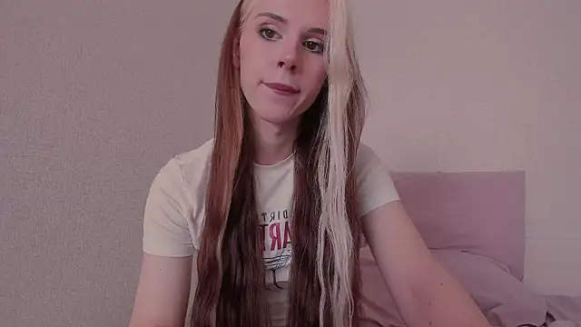 Snapshot of _eva__pleasure_ chatting on 06-26-26, 05:56 eva pleasure online show from 06-26-26, 05:56
