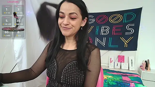 LovelyAzucena online show from 03-12-26, 02:23