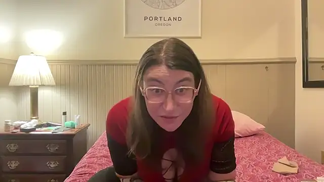 tessa luna online show from 04-29-26, 06:17