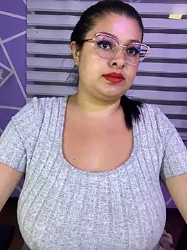 MiiaaJoness online show from 04-22-26, 03:57