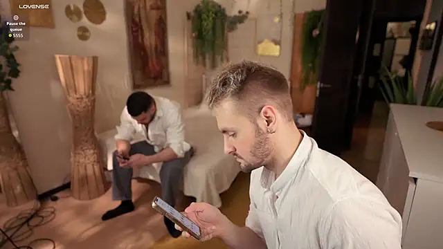 enjoy me online show from 10-16-25, 03:35