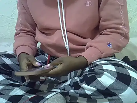 Snapshot of ebony_sandy chatting on 07-14-26, 07:35 ebony sandy online show from 07-14-26, 07:35