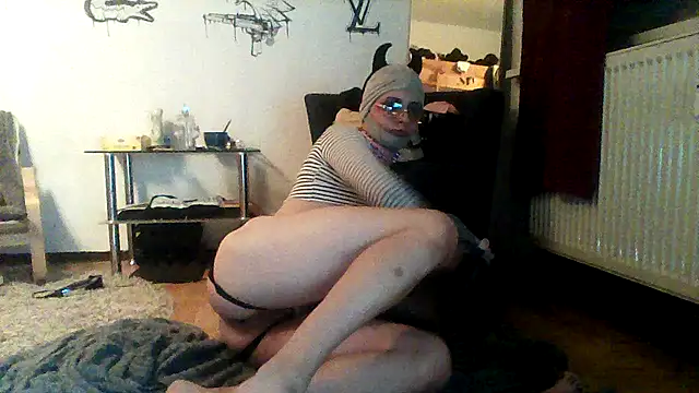 AnitaGape online show from 11-06-25, 08:43