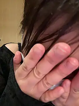 SUZU  online show from 05-14-26, 12:34