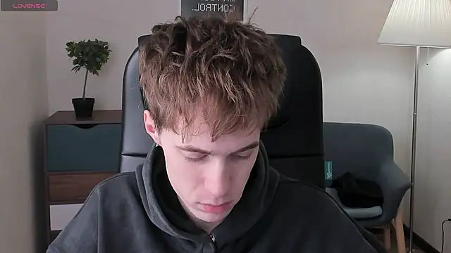  tokyo ghoul online show from 03-08-25, 10:00