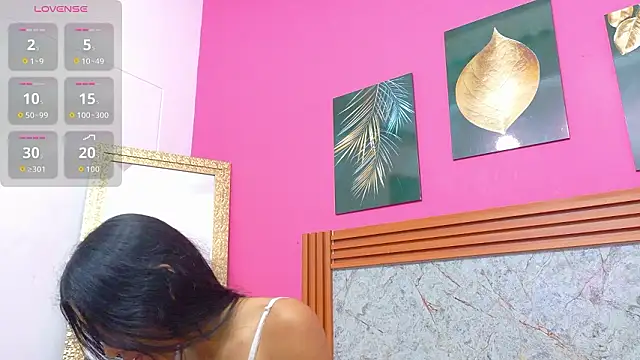 littlee emilyy  online show from 03-16-26, 12:53