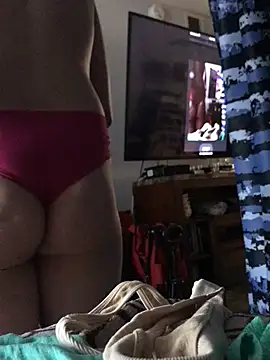 ft2022W online show from 06-27-26, 02:38