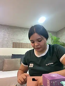 IsabellaAllen online show from 04-12-26, 07:30