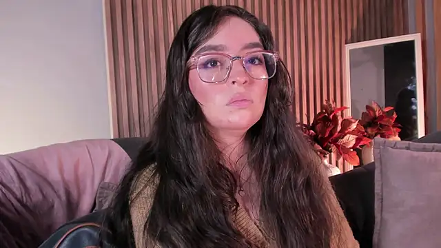 Eva Macalliter online show from 03-20-26, 03:11