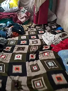 COUPLLE VILLAGE online show from 03-10-26, 03:00