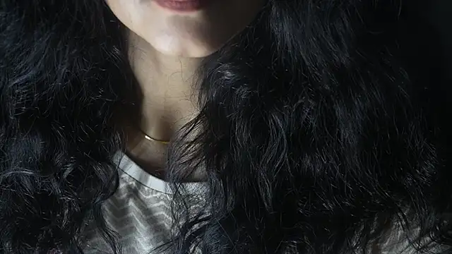 Snapshot of -AyeshaSinghania- chatting on 05-15-26, 09:05 -AyeshaSinghania- online show from 05-15-26, 09:05