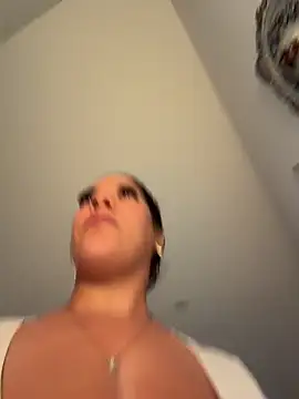 Bigbuttbrooklynn online show from 04-02-26, 04:10