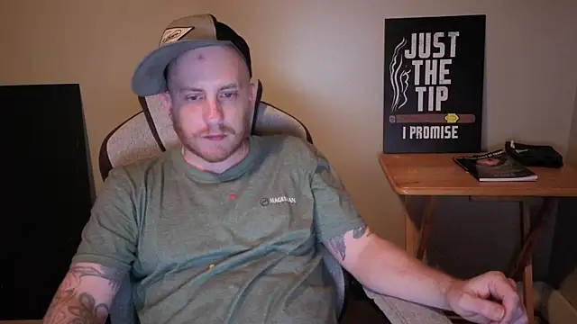 Snapshot of Hydro-Blastz chatting on 01-12-26, 02:06 Hydro-Blastz online show from 01-12-26, 02:06