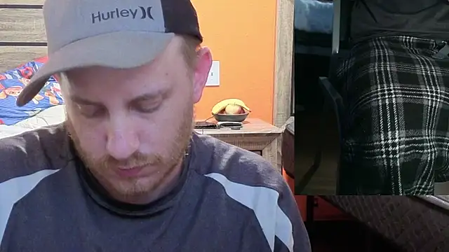 Snapshot of Hydro-Blastz chatting on 02-12-26, 04:18 Hydro-Blastz online show from 02-12-26, 04:18