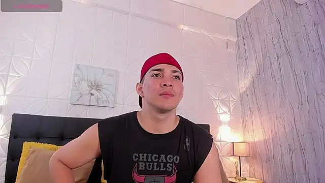 JUANDIAMONDS98 online show from 11-21-25, 01:32