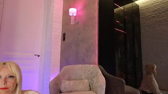 Snapshot of Tasha_Allas chatting on 10-02-25, 10:11 Tasha Allas online show from 10-02-25, 10:11