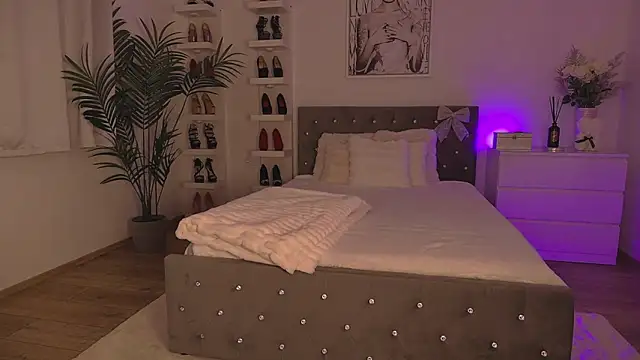 MissyJ online show from 02-07-25, 04:14
