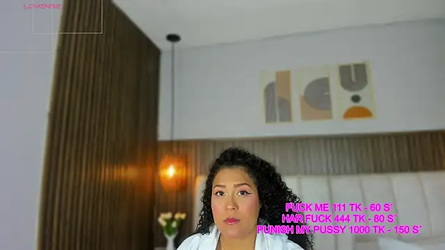 Snapshot of Ashleyy23x chatting on 06-16-26, 07:27 Ashleyy23x online show from 06-16-26, 07:27