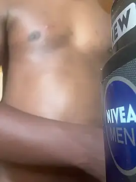 Snapshot of DCX23 chatting on 12-21-24, 04:03 DCX23 online show from 12-21-24, 04:03