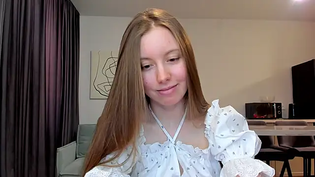 Snapshot of Peggy_Beauty chatting on 04-02-26, 09:51 Peggy Beauty online show from 04-02-26, 09:51