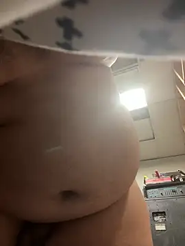 bigzae82 online show from 05-26-26, 07:04