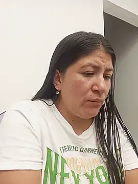 nammy  dirtyhott online show from 06-25-26, 03:38