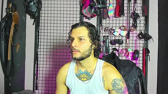 Twisted Fantasy online show from 01-29-25, 12:02