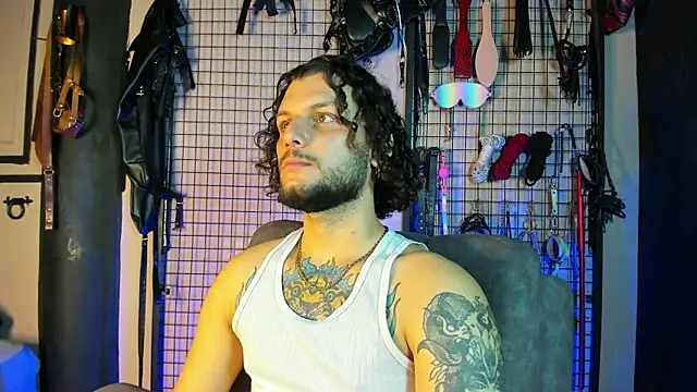 Twisted Fantasy online show from 03-12-25, 04:30