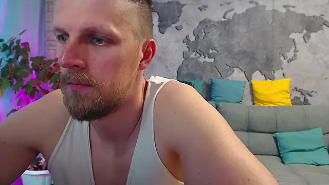 Snapshot of VikingChrisss chatting on 06-13-26, 10:24 VikingChrisss online show from 06-13-26, 10:24