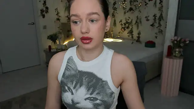 MiracleCurly online show from 03-24-26, 06:02