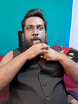 Rayansmith  online show from 04-05-26, 08:17