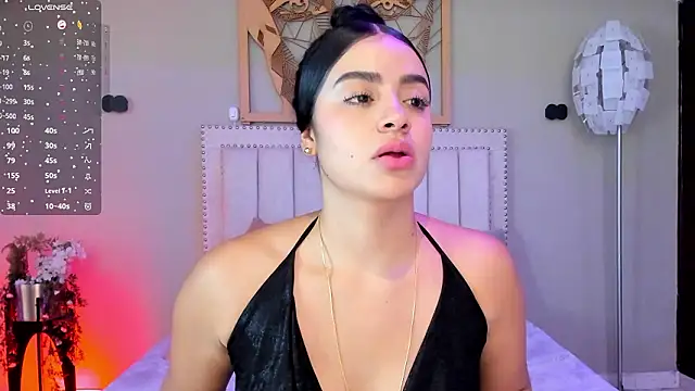 Snapshot of Paula_Desousa chatting on 03-14-26, 08:03 Paula Desousa online show from 03-14-26, 08:03