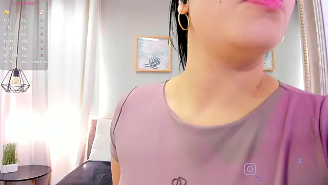 Snapshot of Paula_Desousa chatting on 07-03-26, 07:53 Paula Desousa online show from 07-03-26, 07:53