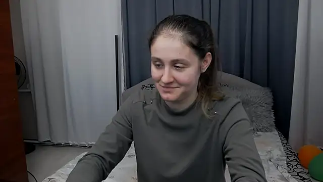 Holliy Cooper online show from 03-31-26, 08:59