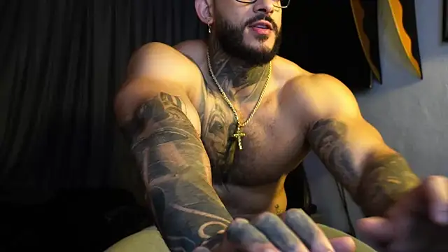 jacksonc  online show from 04-21-26, 02:51