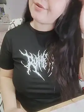 ErikaVlovely online show from 04-01-26, 05:10