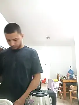 Snapshot of emrehliug12 chatting on 12-16-24, 10:50 emrehliug12 online show from 12-16-24, 10:50