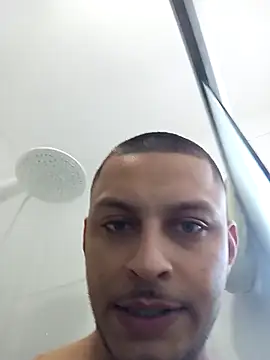 Snapshot of emrehliug12 chatting on 09-26-25, 06:34 emrehliug12 online show from 09-26-25, 06:34