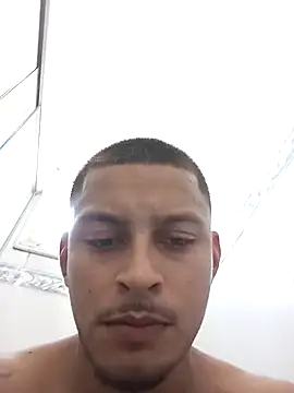 Snapshot of emrehliug12 chatting on 03-28-26, 05:23 emrehliug12 online show from 03-28-26, 05:23