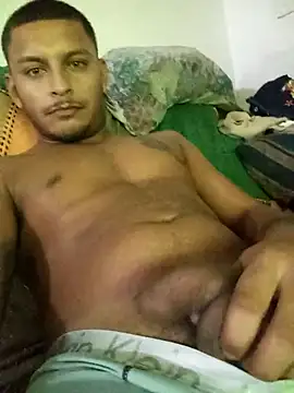 Snapshot of emrehliug12 chatting on 04-06-26, 06:14 emrehliug12 online show from 04-06-26, 06:14