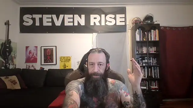 Snapshot of StevenRiseNYC chatting on 06-20-26, 10:40 StevenRiseNYC online show from 06-20-26, 10:40