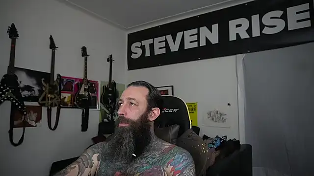 Snapshot of StevenRiseNYC chatting on 06-29-26, 12:38 StevenRiseNYC online show from 06-29-26, 12:38
