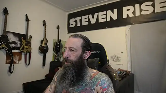 Snapshot of StevenRiseNYC chatting on 07-11-26, 11:57 StevenRiseNYC online show from 07-11-26, 11:57