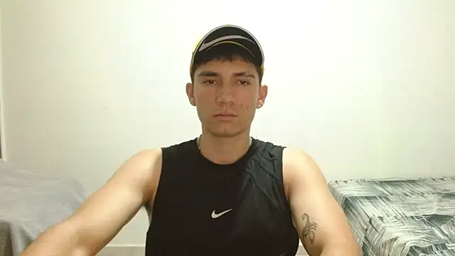Snapshot of ChicoMaloFfF chatting on 07-11-26, 01:41 ChicoMaloFfF online show from 07-11-26, 01:41