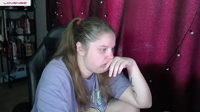 Snapshot of so_cute777 chatting on 06-10-26, 05:28 so cute777 online show from 06-10-26, 05:28