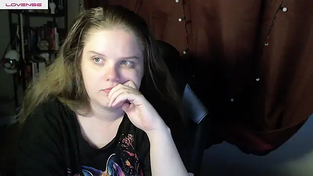 Snapshot of so_cute777 chatting on 06-17-26, 12:46 so cute777 online show from 06-17-26, 12:46