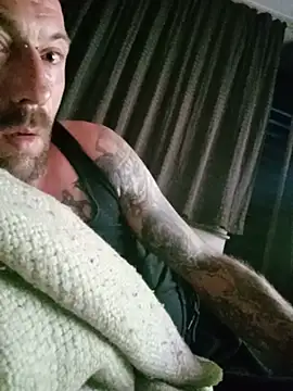 PIercingBoy38 online show from 06-06-26, 02:16