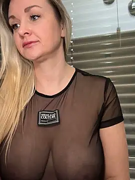 Bella-Tight online show from 02-24-26, 08:23